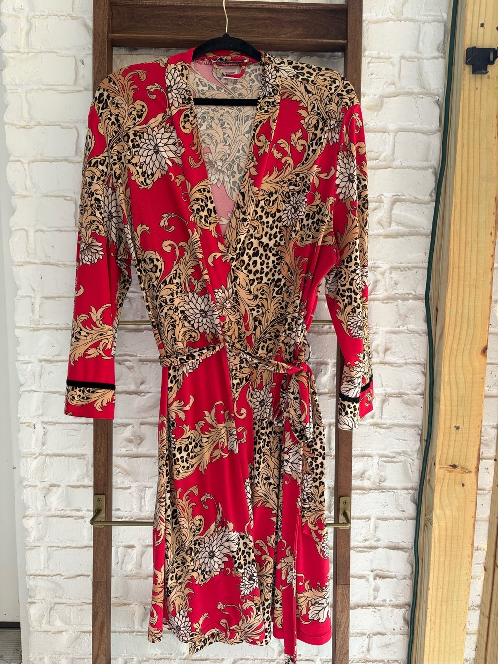 Linea Donatella Red Floral & Leopard Wrap Robe Sz L/XL